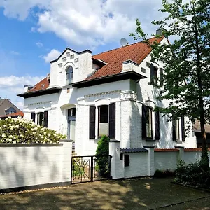 Fischer Von 1875 - Kuscheliges Im Grünen Meerbusch